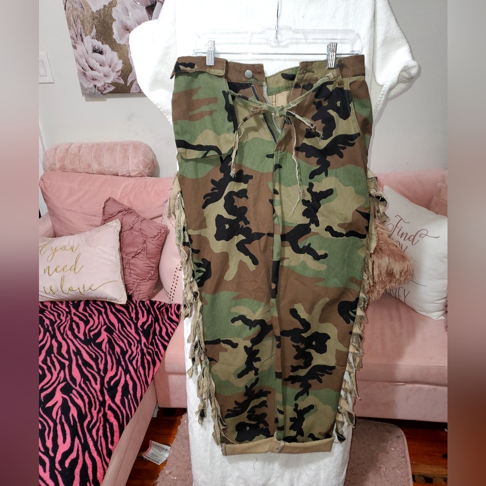 Camo pants